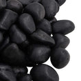 Načíst obrázek do prohlížeče galerie, Leštěné oblázky 25 kg černé 2–5 cm